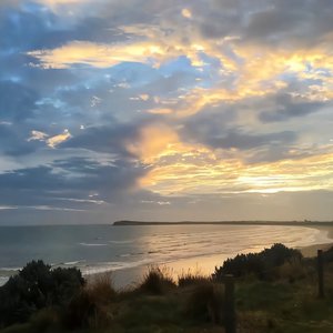 欧美猛男大鸡巴性爱
